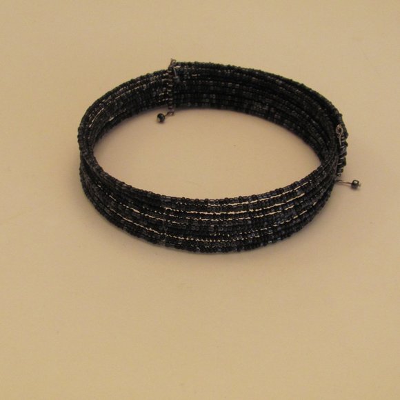 $18 for ALL 4 brand new beaded choker necklaces! - Picture 2 of 5